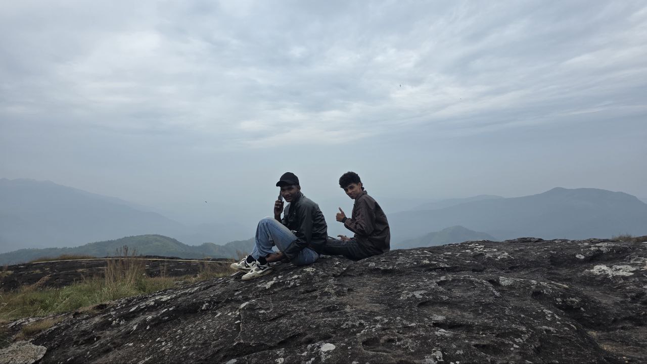 Climb to Kurishu Mala
