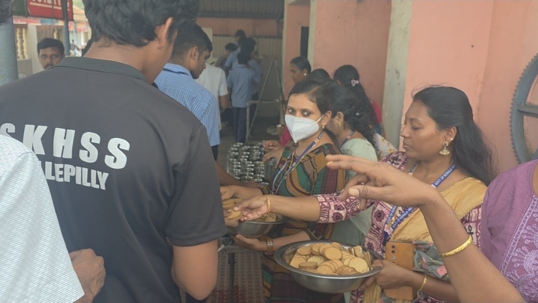 PHC Nalleppilly Snacks for NSS Volunteers